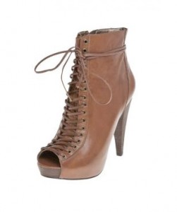 Peep-Toe-Stifelette