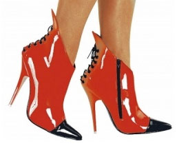 lack_stiefeletten