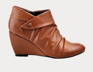 wedge_stiefeletten Wedge Stiefelette z.B. bei Wenz.de